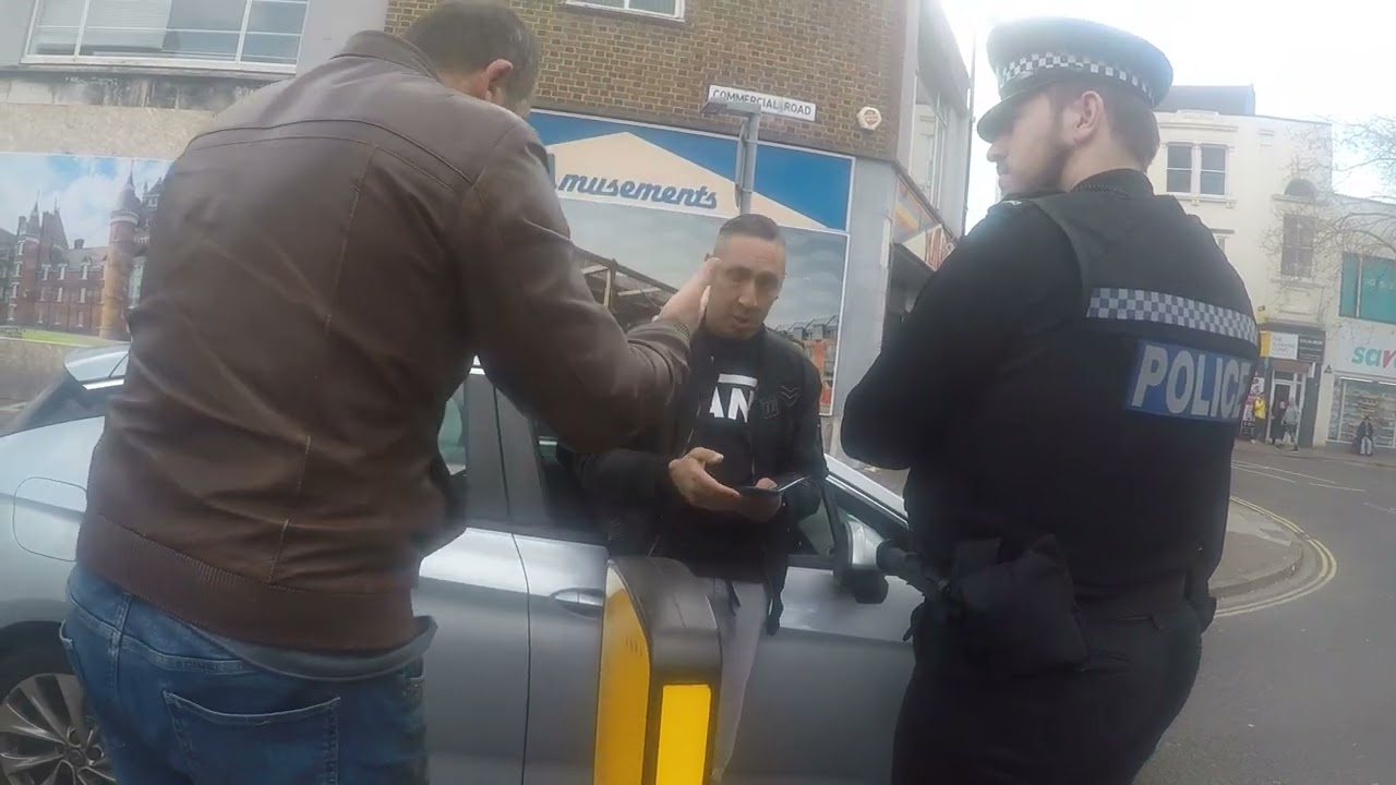 Argument fight at Portsmouth Taxi rank 020422 Police attend