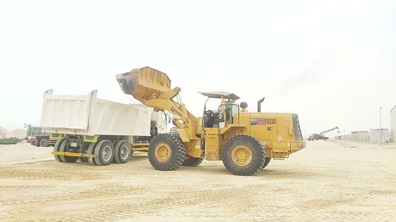 #80 Z5 #Kawasaki wheel loader soil loading on the dump truck