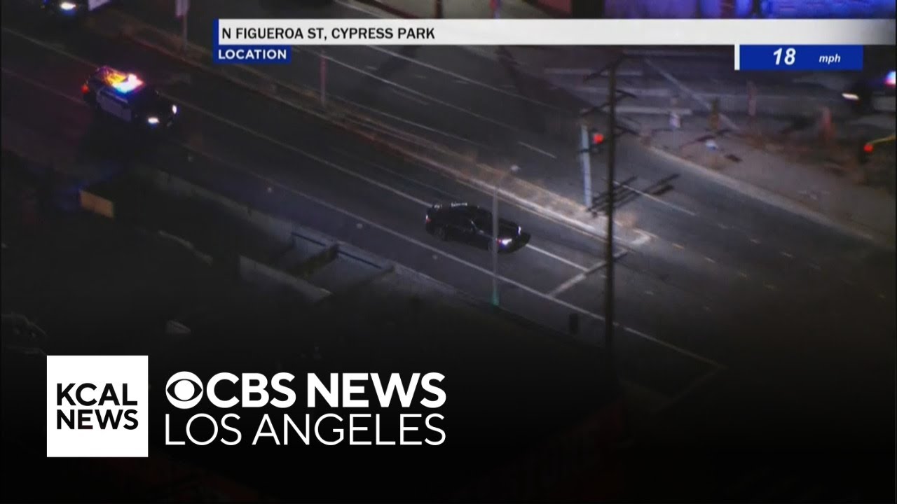 Stolen Alfa Romeo sports car weaves through traffic before disappearing a DTLA parking garage