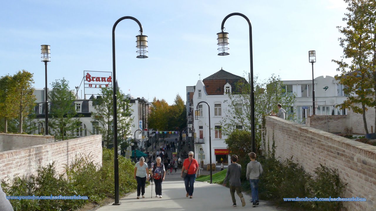 KLEINER DURCHGANG DURCH DIE ALTSTADT VON HEERLEN