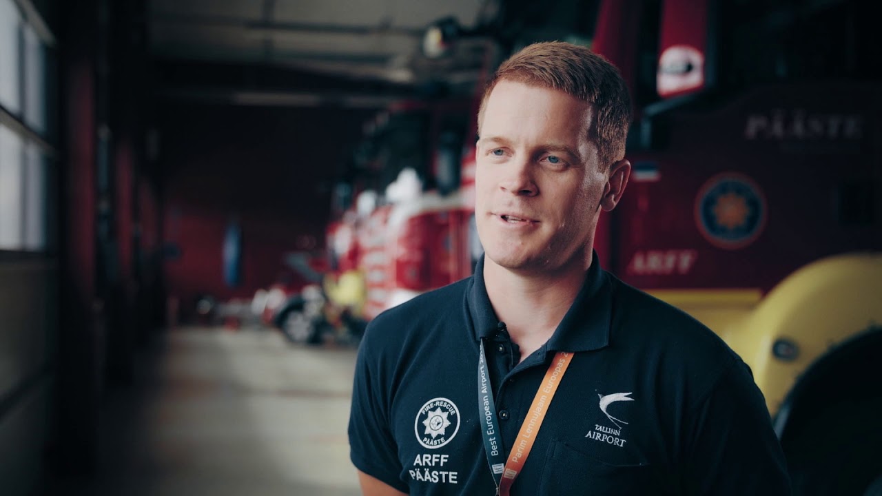 Päästemeeskonna vanem / Senior Firefighter at Tallinn Airport