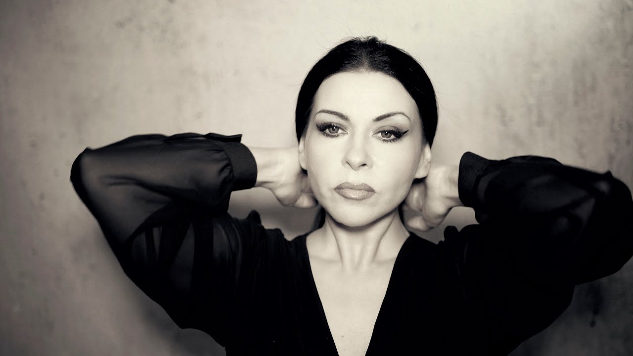 „Voilà” BARBARA PRAVI cover by Kasia Kołodziejczyk