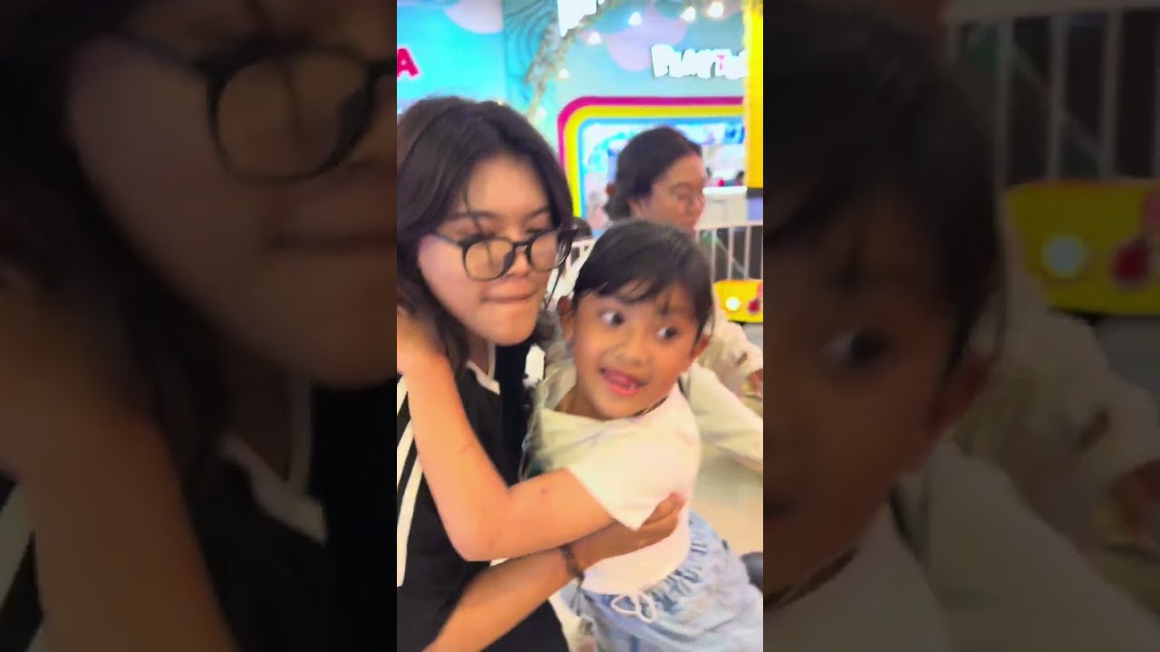 Mardalea ghatia anggen bermain wahana di Duta mall Banjarmasin bersama Ka fute dan Midey 😍 seruu 