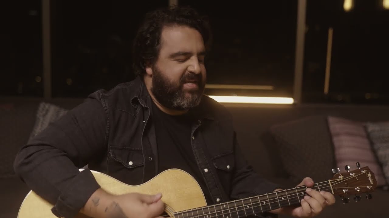 Over My Shoulder - Mike + The Mechanics (Acústico NAVARANDA acoustic cover) on Spotify & Apple