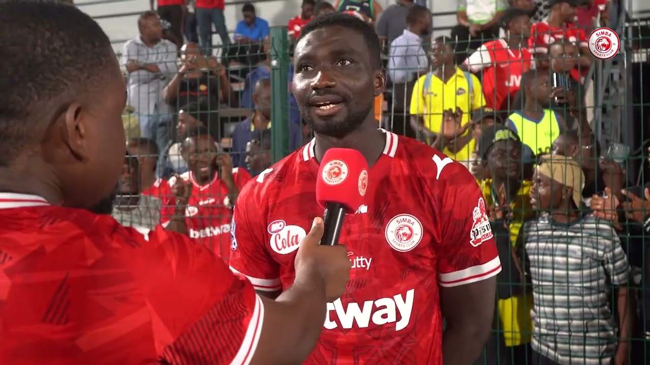 TOURE BAADA YA KUCHEZA MECHI YAKE YA KWANZA AKIWA NA SIMBA/AWASHUKURU MASHABIKI KWA KUJA