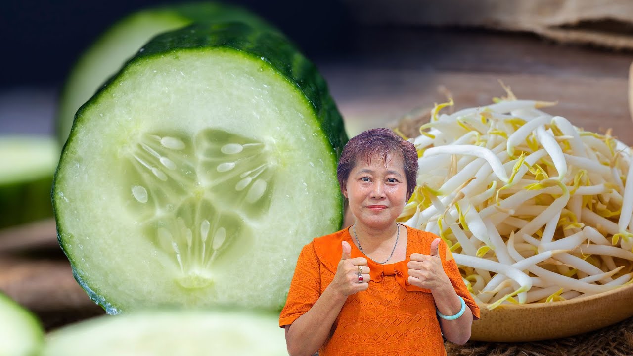 hanya timun dan tauge jadi menu favorite keluargaku