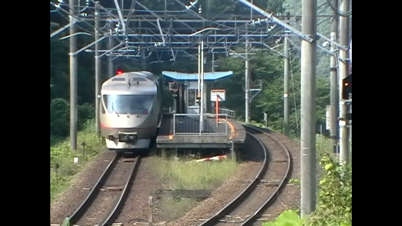 特急「タンゴエクスプローラー」同士の交換 北近畿タンゴ鉄道 大江山口内宮