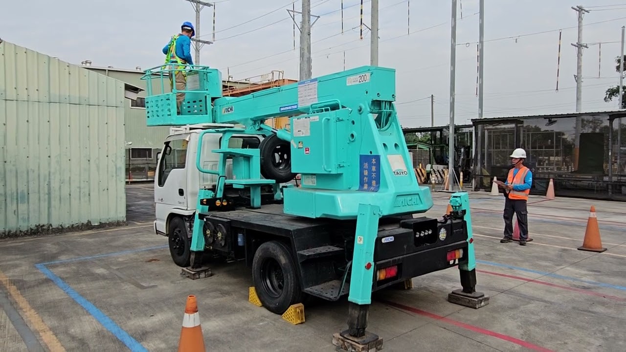 第一協會車載式高空作業車教學步驟