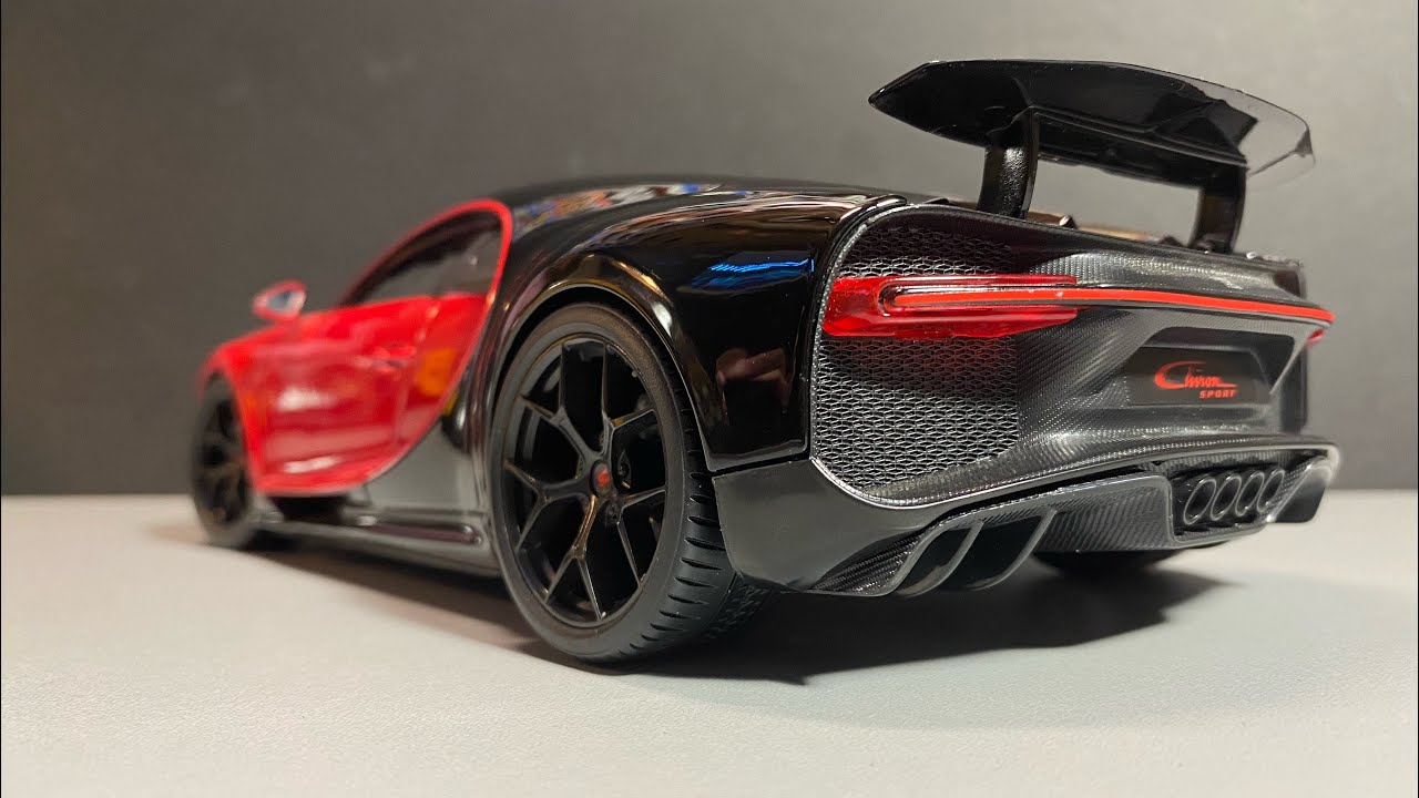 Bburago 1/18 - This is the Bugatti Chiron Sport