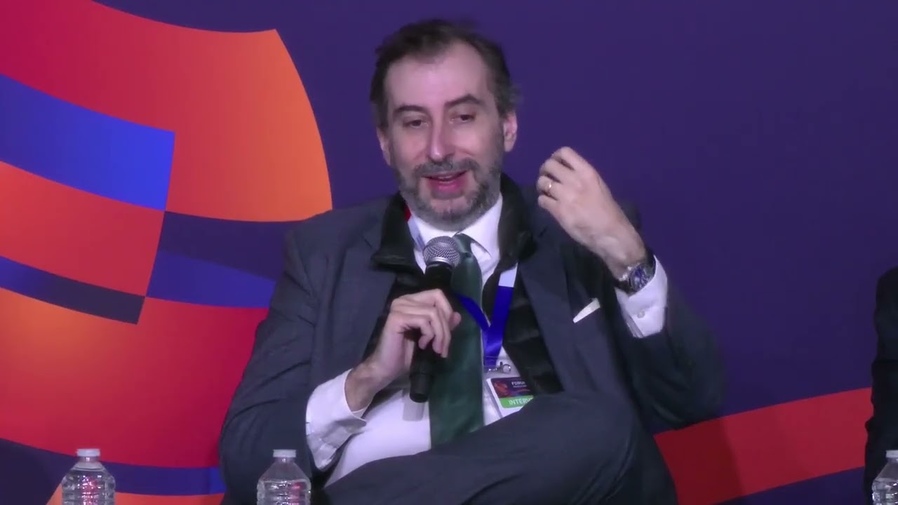 Coop&eacute;ration navale entre la France, l'Italie et le Royaume-Uni