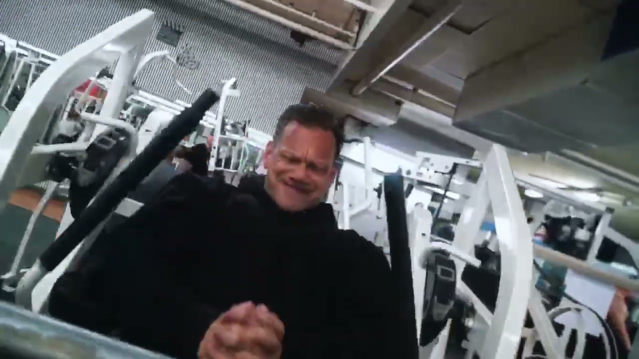 Back Training at Strong & Shapely with Vinny Galanti