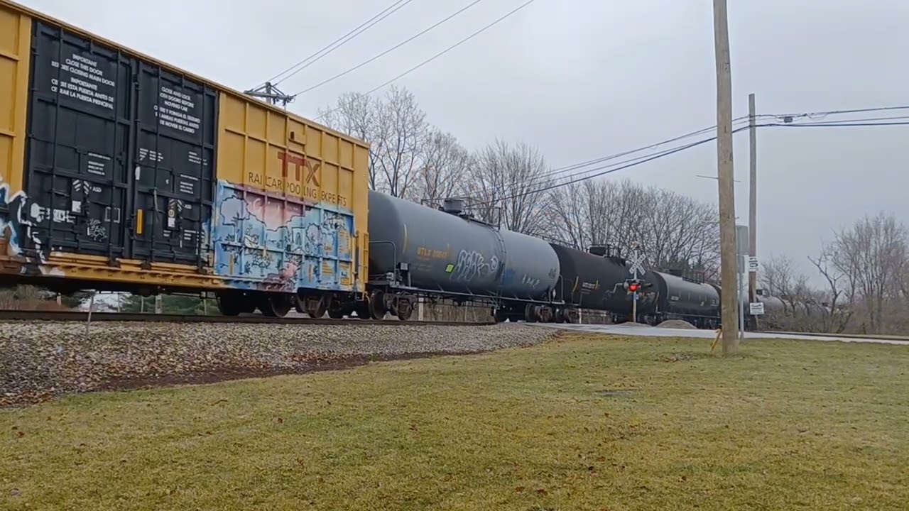 Wheeling manifest train 237 in Spencer, OH