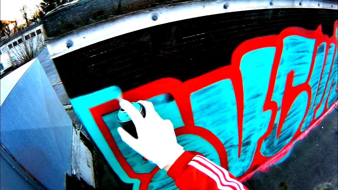 GRAFFITI - Throw Up Bombing - Daytime Rooftop - Raw Footage