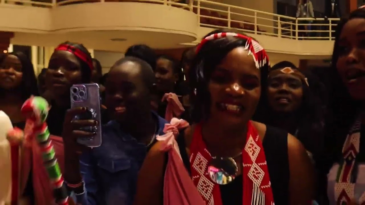 JBLINGER - Live performances in Nairobi, Kenya -( Nyalith women’s association prayer for Laweeni )