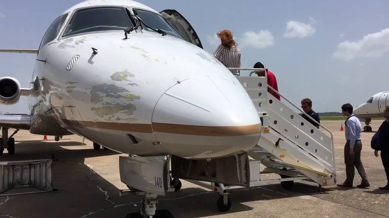 ExpressJet Embraer E145 Cockpit Tour