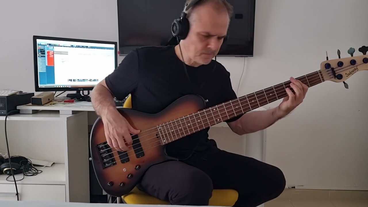 Across The Midnight Sky (Al Jarreau) Sadowsky Modern Singlecut 5 24 (Anthony Jackson bass line)