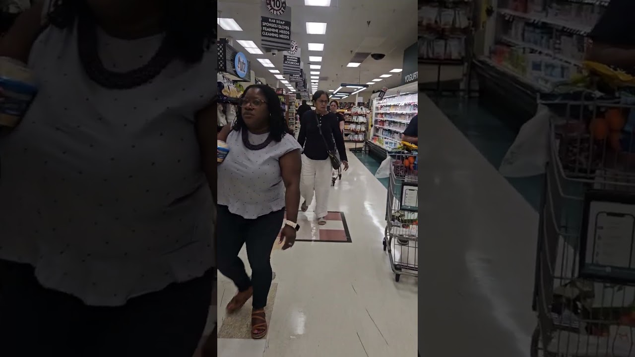 Final Tour of Original ShopRite at Blue Star Shopping Center in Watchung, NJ
