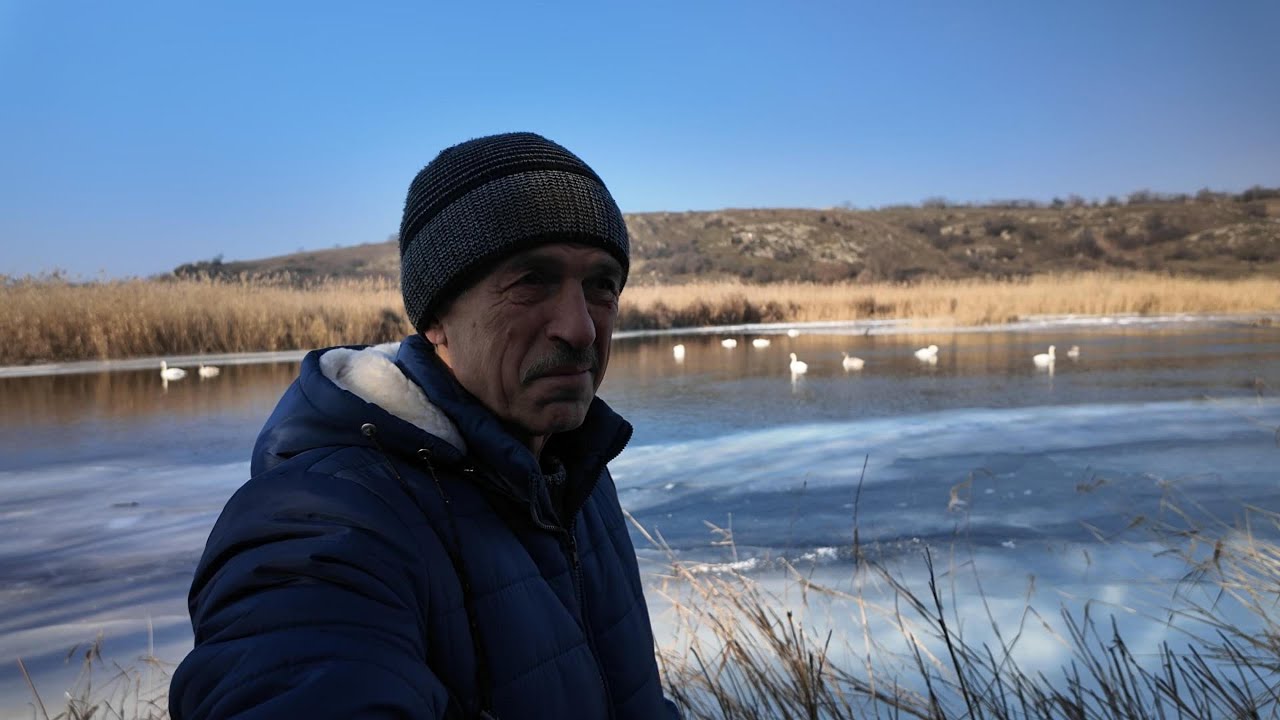 Жук доволен! С дочкой выехали на природу!