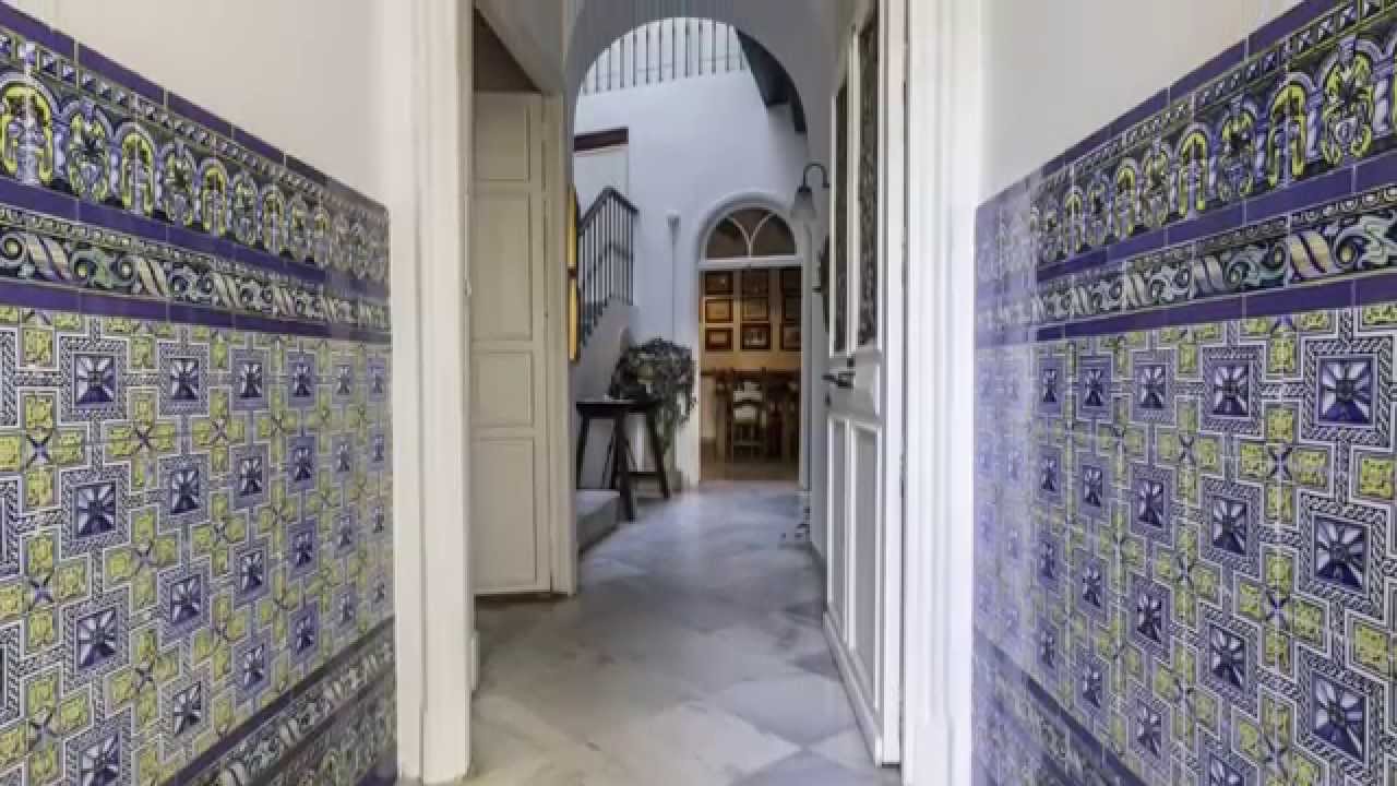 CASA TÍPICA JEREZANA EN PLENO CENTRO DE JEREZ