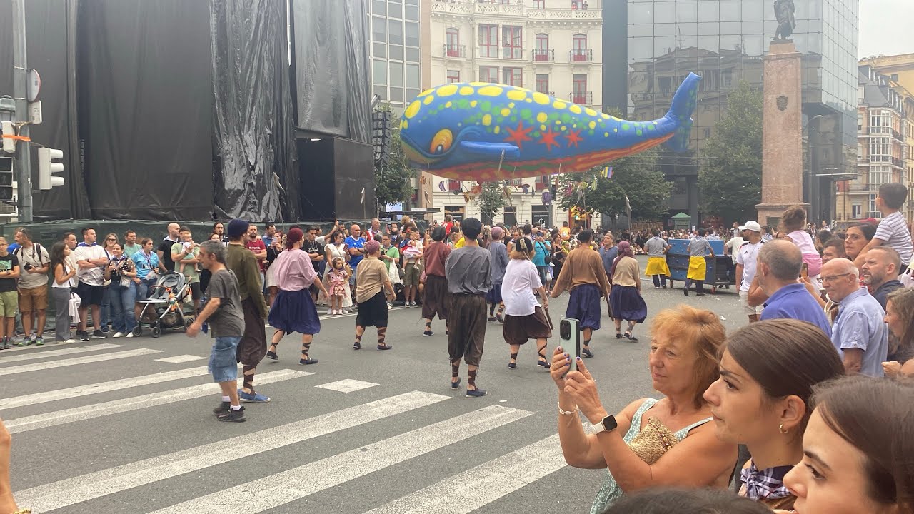 DESFILE DE LA BALLENA | ASTE NAGUSIA BILBAO 2025 ( completo )