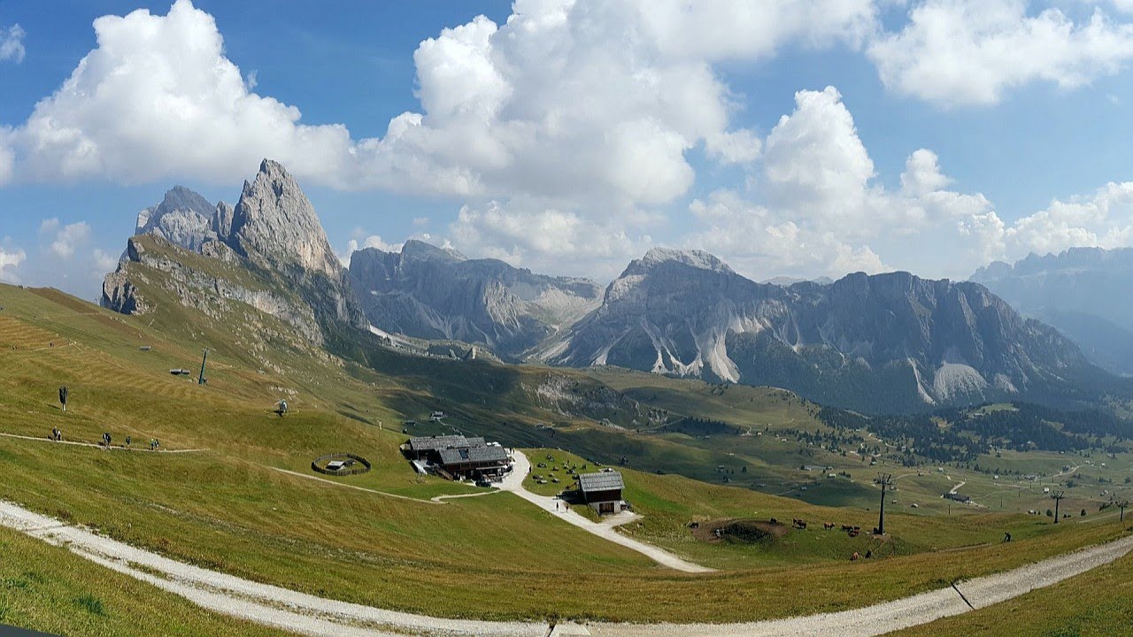 Gleitschirmflug von der Seceda (Dolomiten 2021)