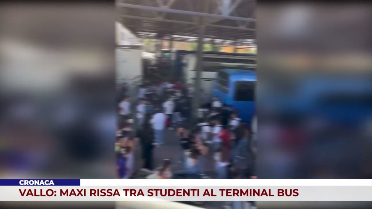 CRONACA. VALLO: MAXI RISSA TRA STUDENTI AL TERMINAL BUS