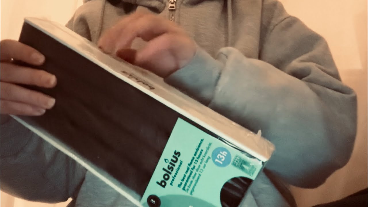 Low quality asmr plastic tapping | lofi asmr