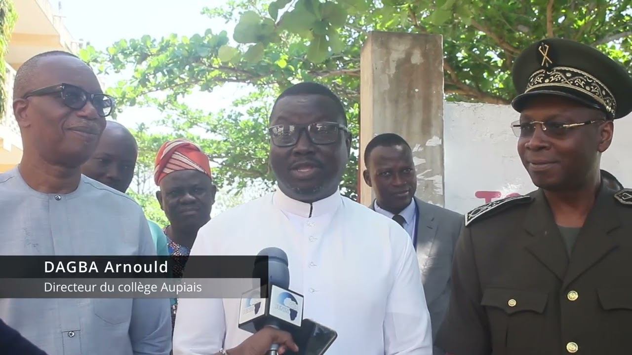 Tournée du Ministres Conseillers à l’ETFP Cap sur le Collège Père Aupiais.