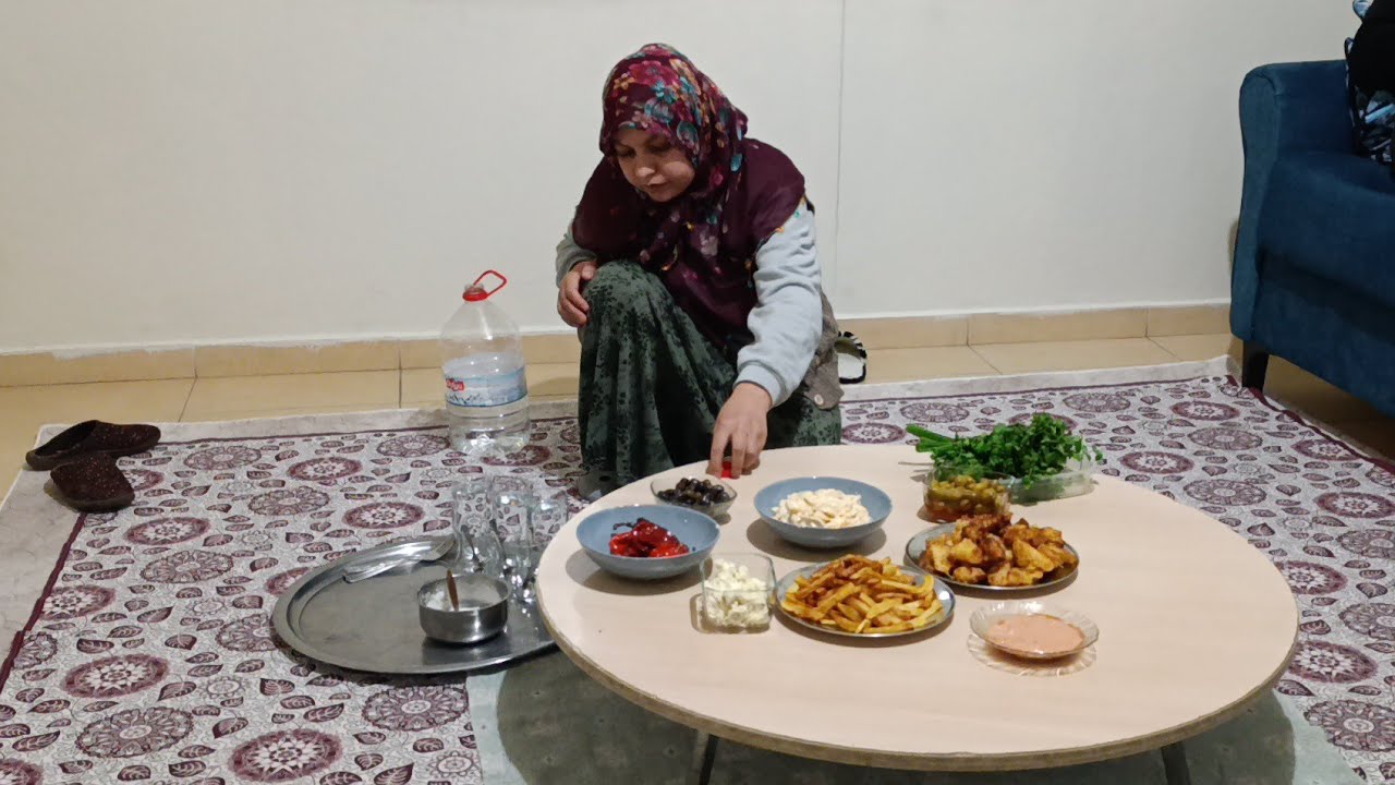 BENİ ELEŞTİRMEYİ BIRAKIN ARTIK AKŞAM YEMEĞİ 