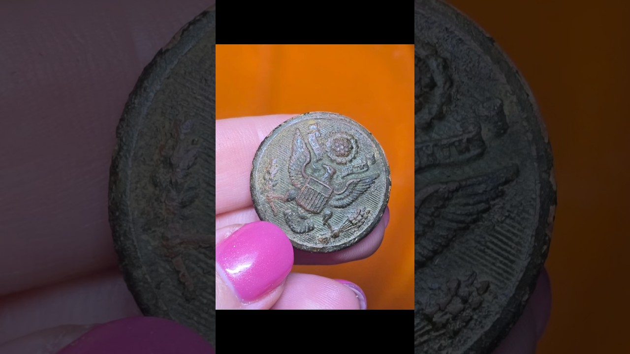 Great Seal Button. #treasure #metaldetecting #history #hobby #fun