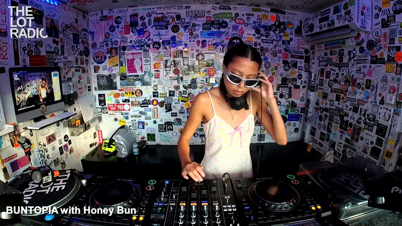 BUNTOPIA with Honey Bun @ The Lot Radio 07 13 2022