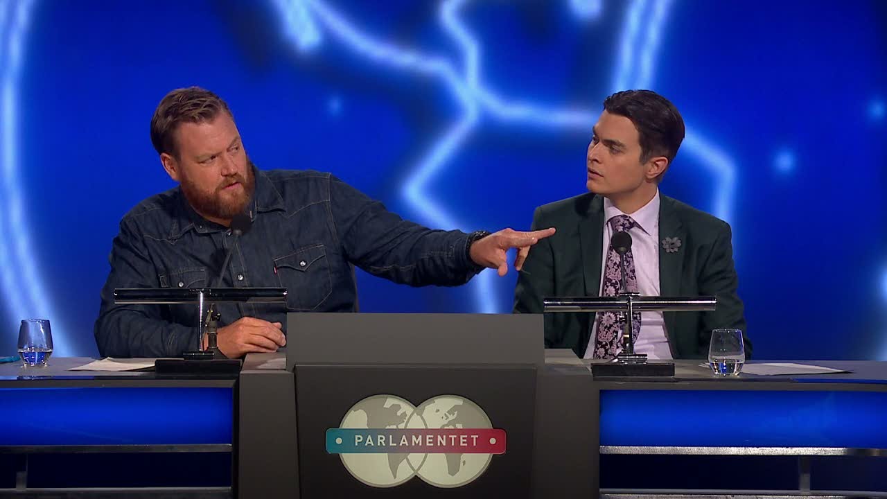 Kristoffer Appelquist f&ouml;rs&ouml;ker lista ut vem Brangelina &auml;r - Parlamentet (TV4)