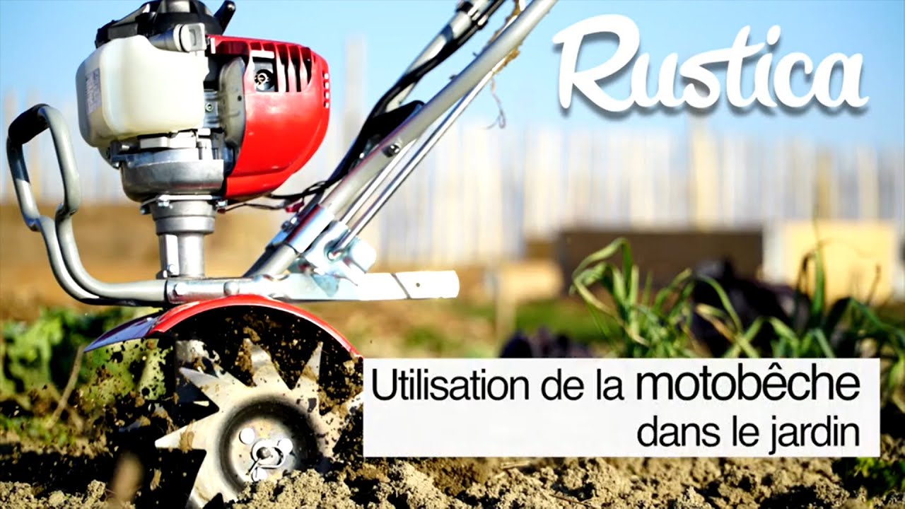 Une motobêche au jardin