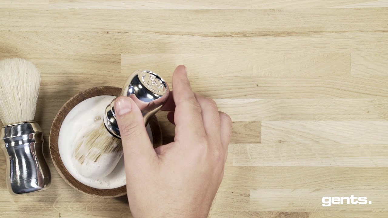 HOW TO - THE DIFFERENT SHAVING BRUSHES