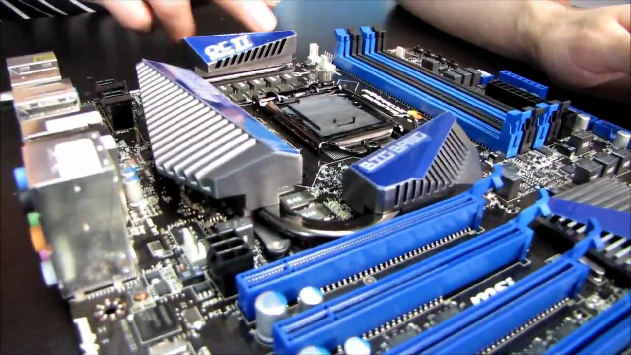 MSI Big Bang Marshal Gaming Motherboard Unboxing & First Look Linus Tech Tips