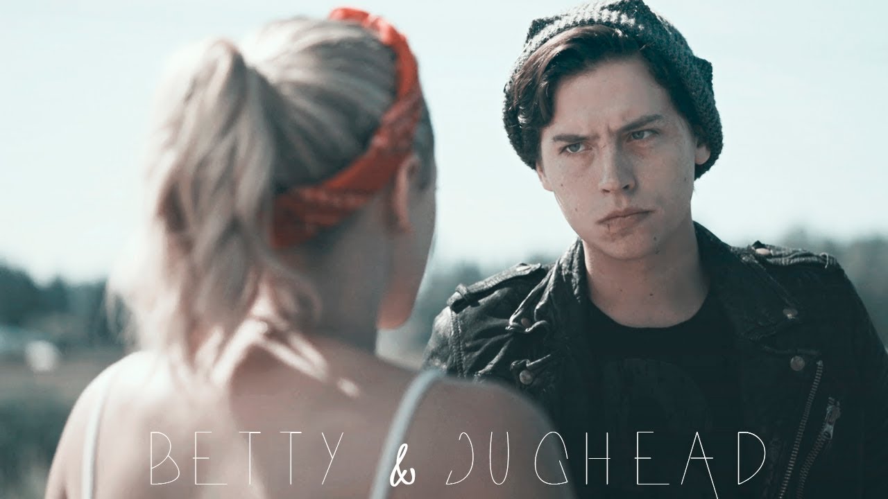 Betty & Jughead — берегу