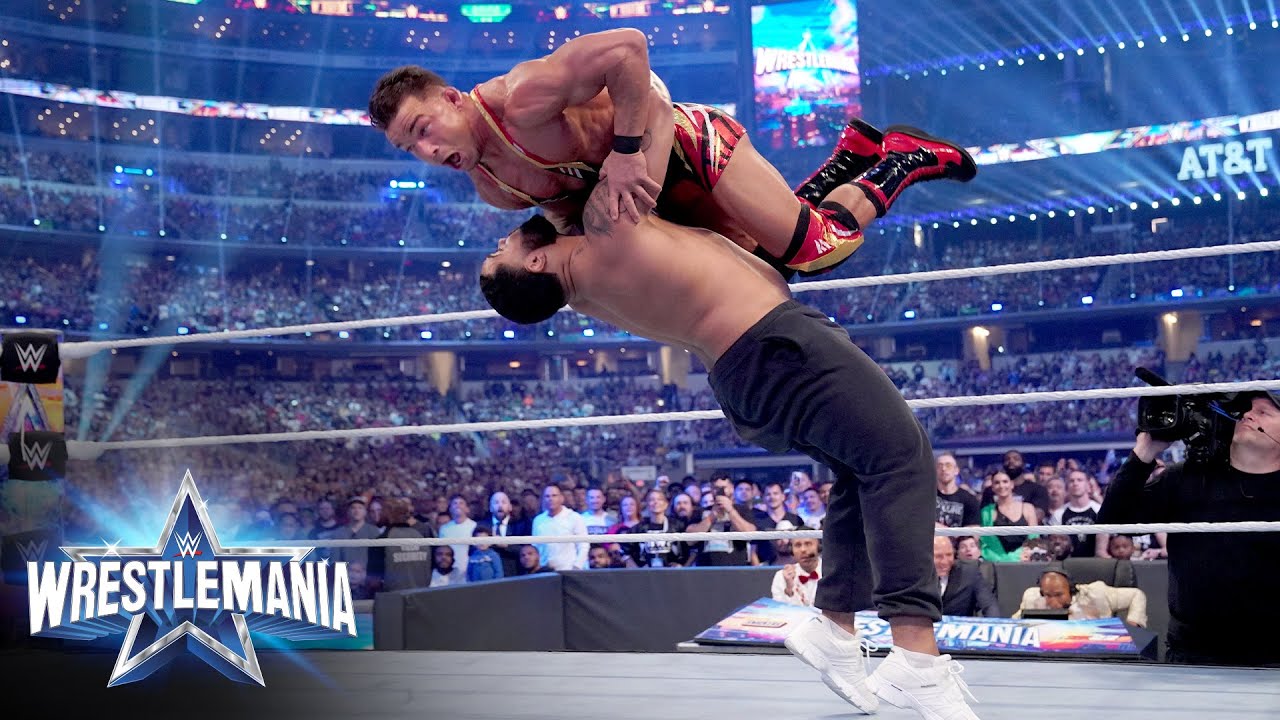 Гейбл Стивесон отталкивает Чада Гейбла суплексом: WrestleMania 38 (эксклюзивно для WWE Network)