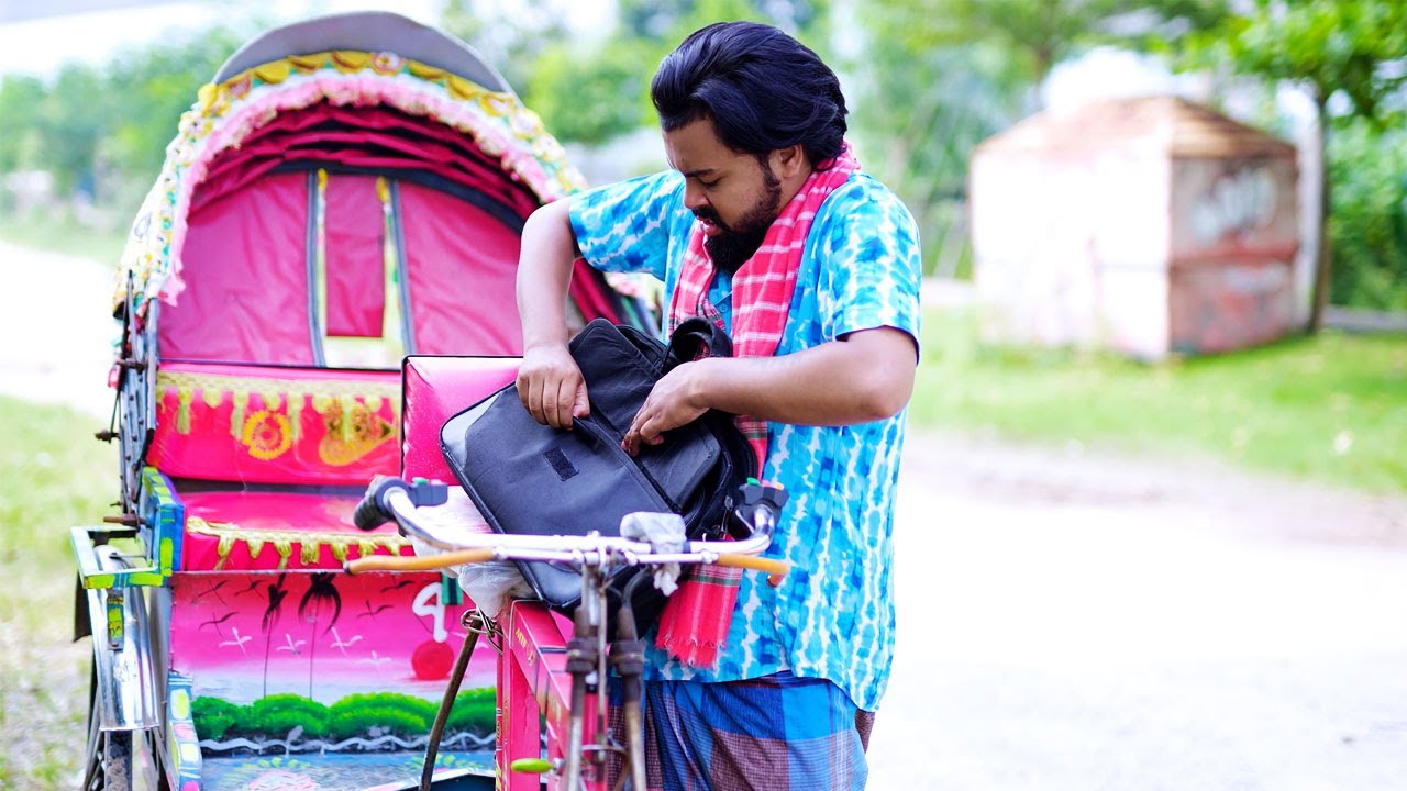 কোটি টাকা কুড়িয়ে পেয়েও ফেরত দিলো সৎ রিকশাচালক। New Motivational Story
