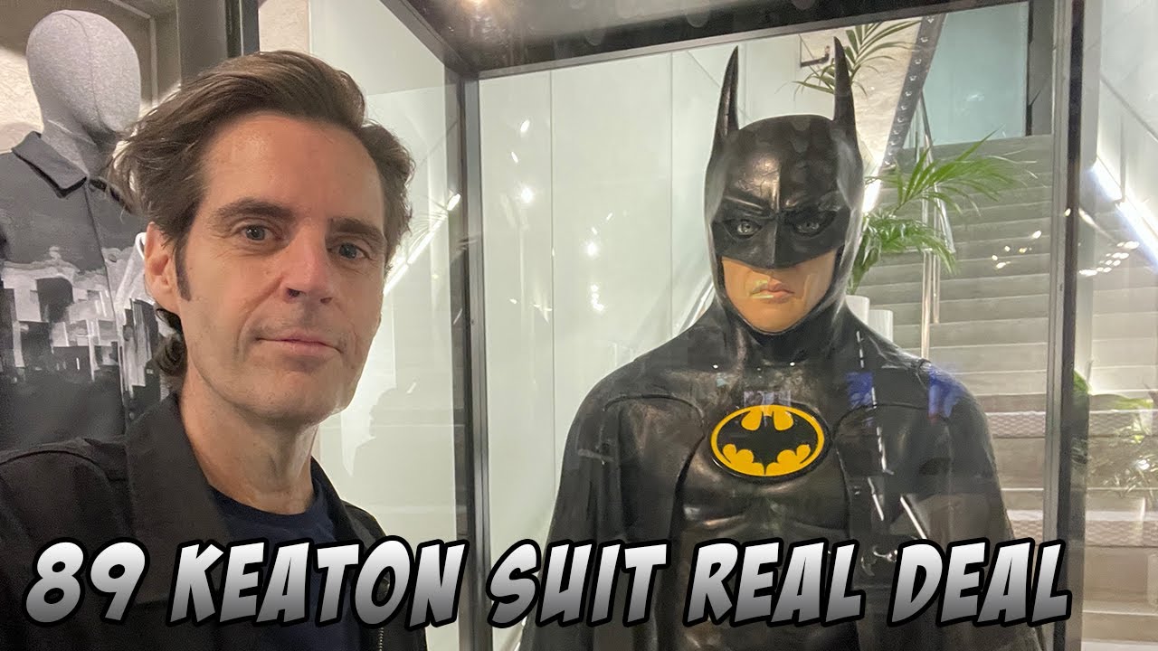 Michael Keaton's 1989 Batman Costume IRL Deep Dive.