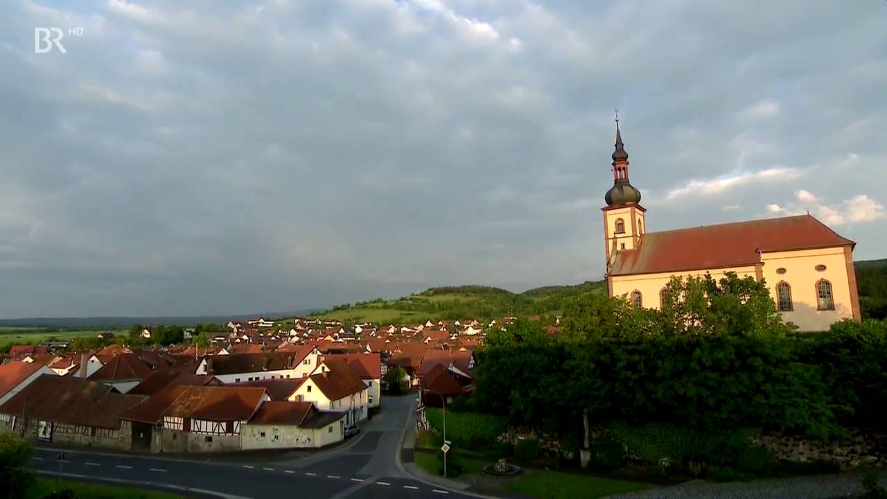 Unter unserem Himmel: Rh&ouml;n, Land mit weitem Blick Doku (2015)