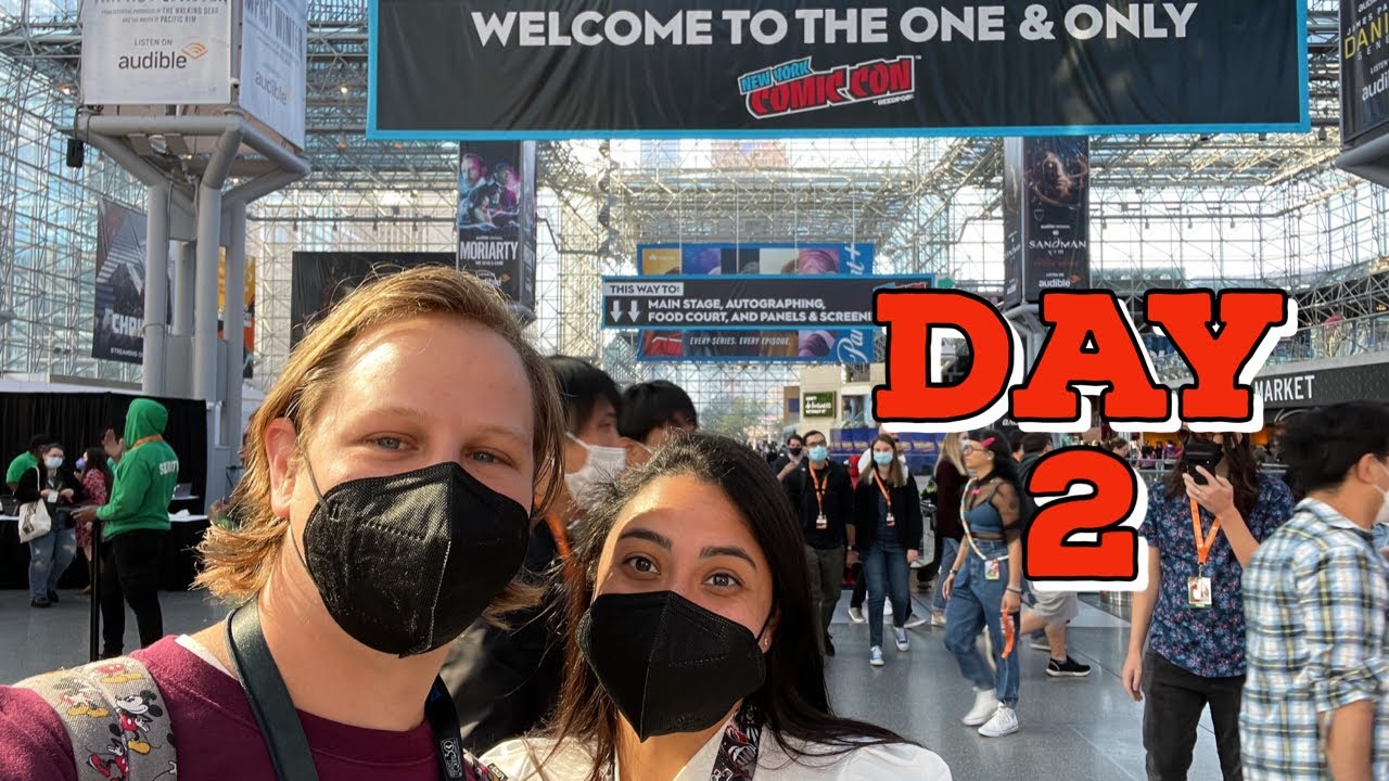 New York Comic Con Day 2 Vlog - Funko Pop Hunting , Dan Harmon Panel, & Meeting Tom Kenny!