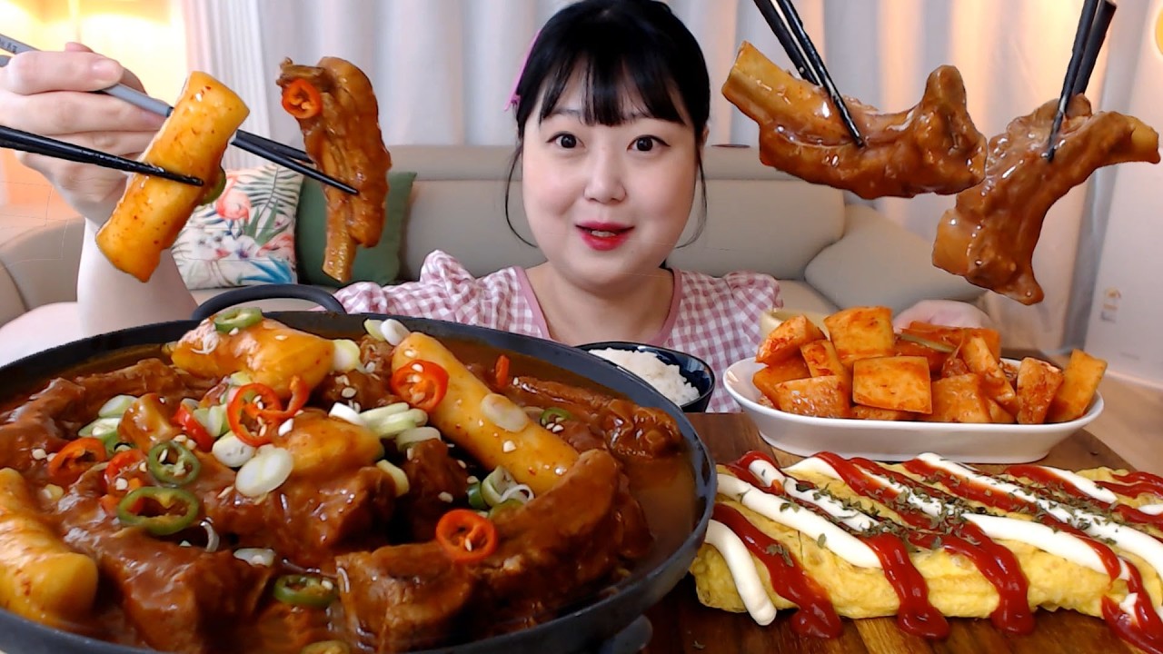 뼈가쏙 푹 익은 매운등갈비찜🔥쫀득한 가래떡사리 계란말이 깍두기 집밥 먹방 Spicy Galbi-Jjim Kimchi Koreanfood Mukbang