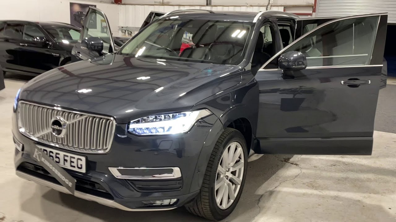 2015 Volvo XC90 2.0 D5 Inscription Geartronic 4WD Huge Spec со всеми пакетами.