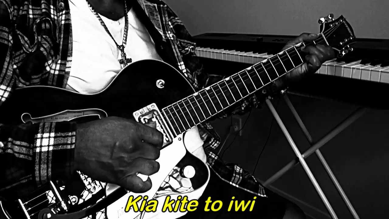 POKAREKARE ANA - A TRADITIONAL MAORI LOVE SONG GUITAR TUNE WITH LYRICS