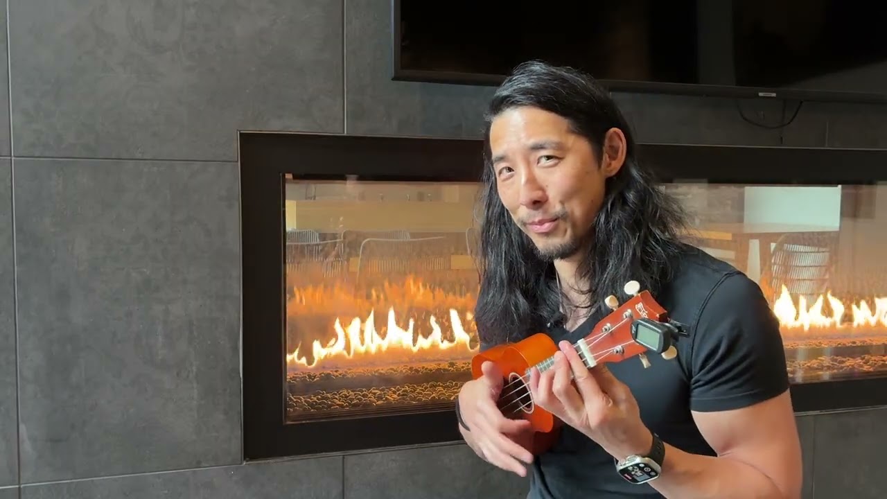 “Mmmm Mmmm Mmmm Mmmm” by Crash Test Dummies 😁😁 ukulele cover