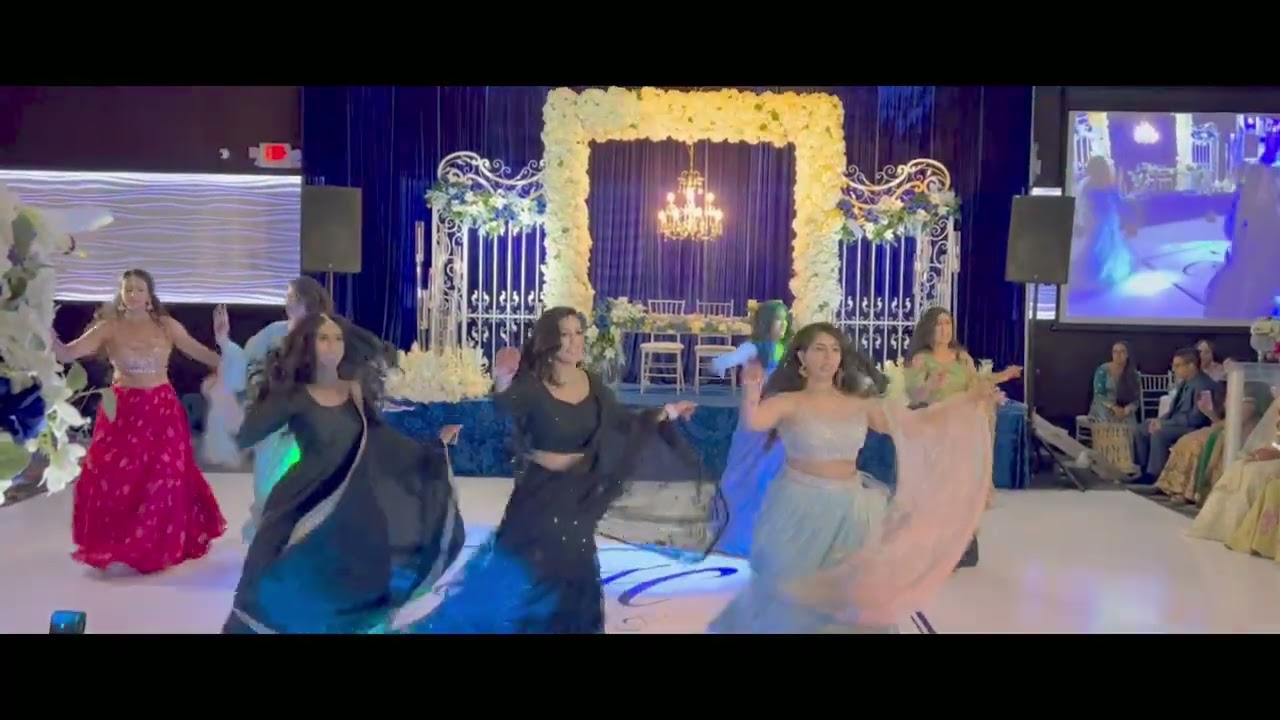 Amazing Punjabi Wedding Dance Performance / Bride Squad Performance at Reception