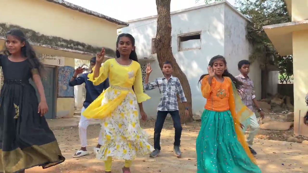 Podham Paye Manchirala Angadi 