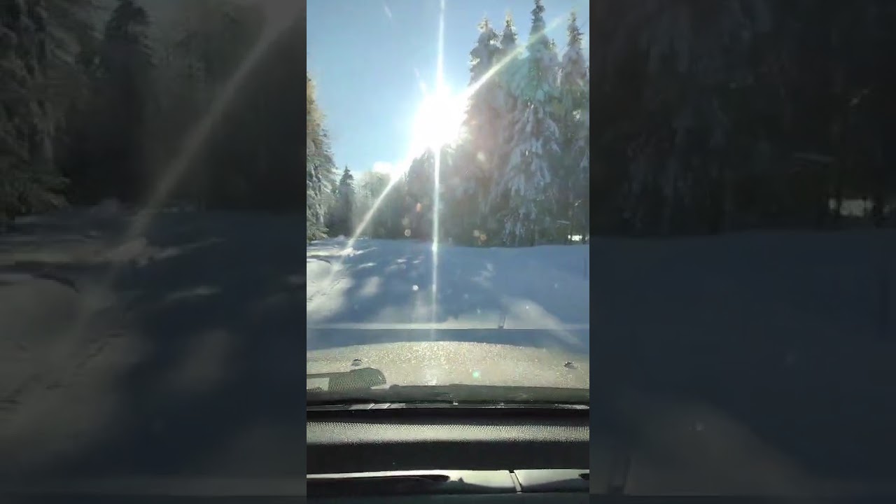 Määttälänvaaran kylän raittia