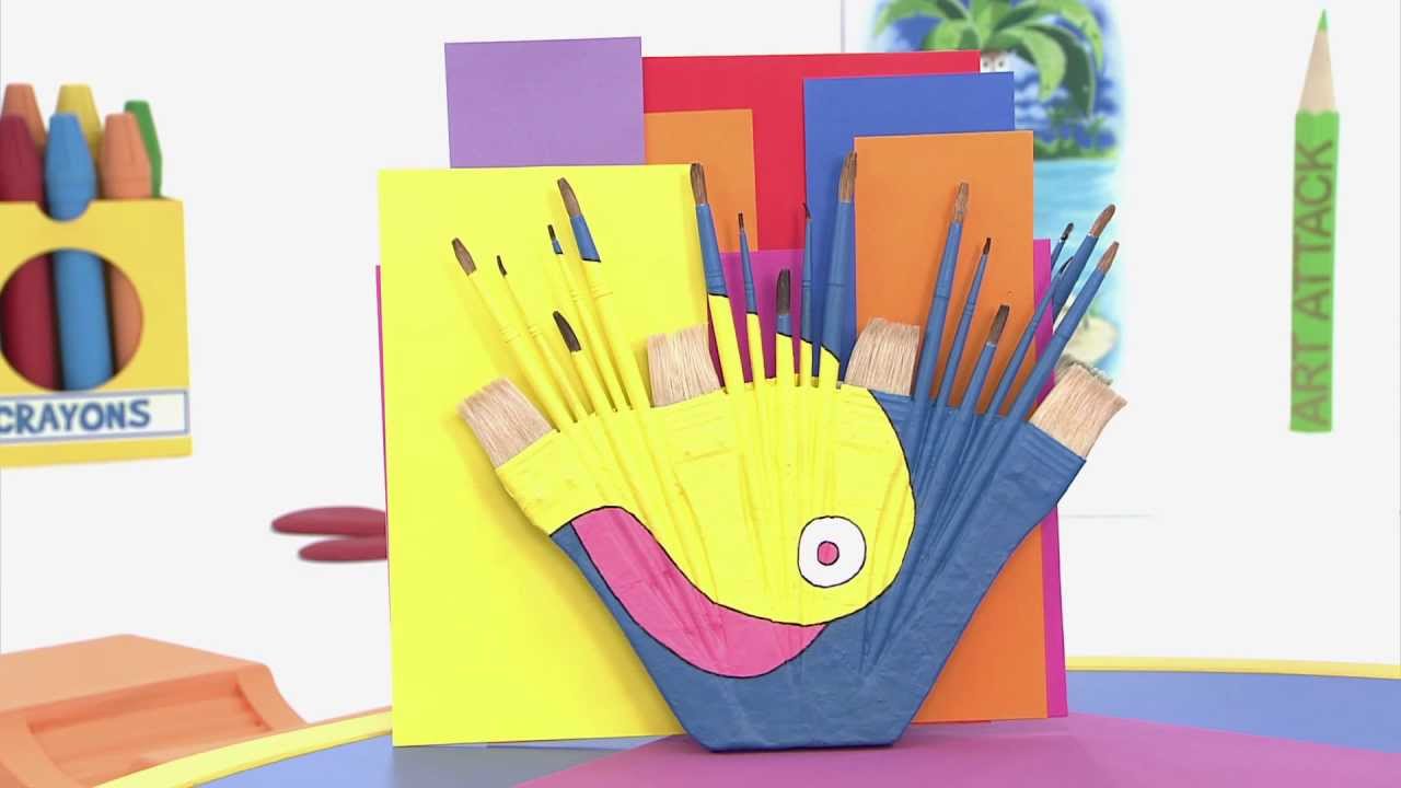 Art attack -  Recyclage de Vieux Pinceaux - Sur Disney Junior !