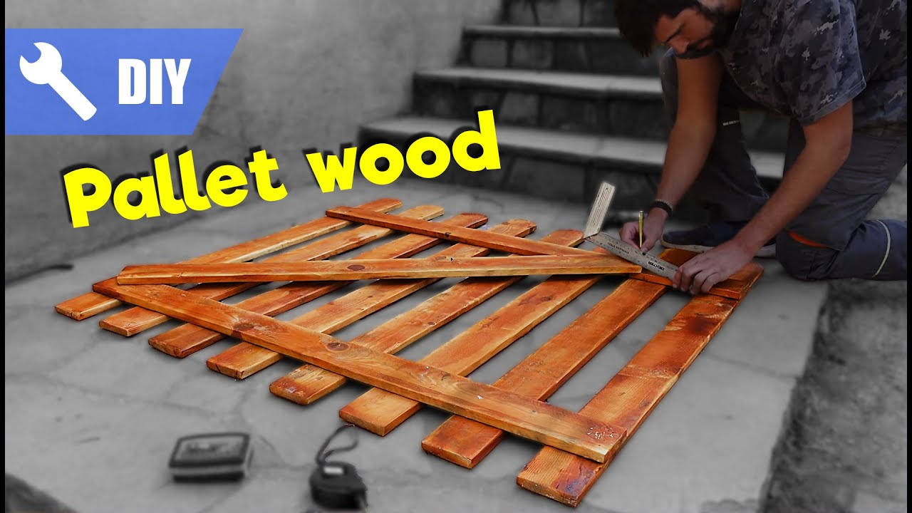 How to make a Pallet Fence Door 🚧